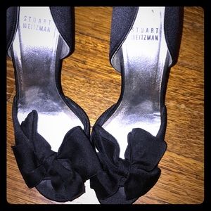 Stuart Weitzman Black Statin Bow Heels
